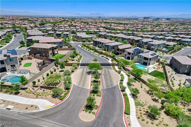 689 Rogue Wave Street, Las Vegas, NV 89138