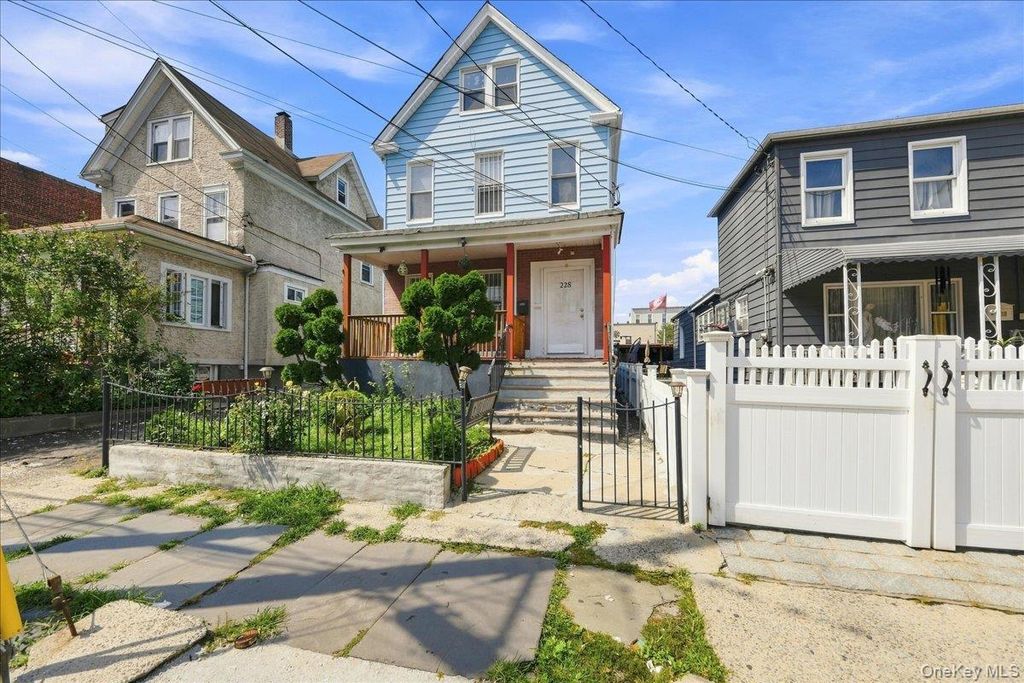 228 N 5th Avenue, Mount Vernon, NY 10550 — exterior