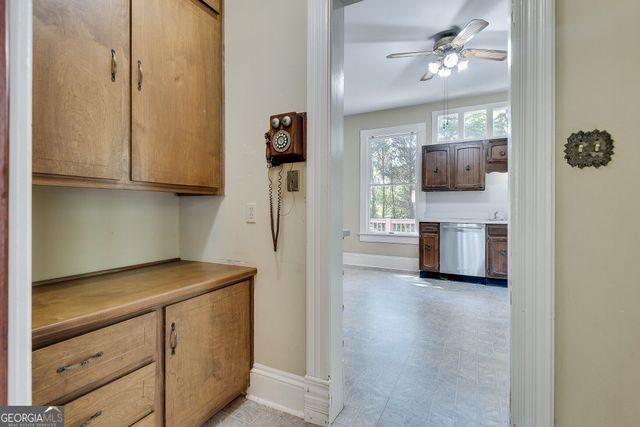 1001 Asbury Street, Oxford, GA 30054