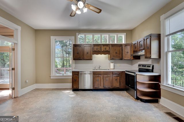 1001 Asbury Street, Oxford, GA 30054