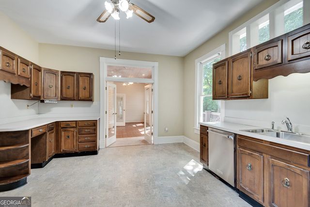 1001 Asbury Street, Oxford, GA 30054