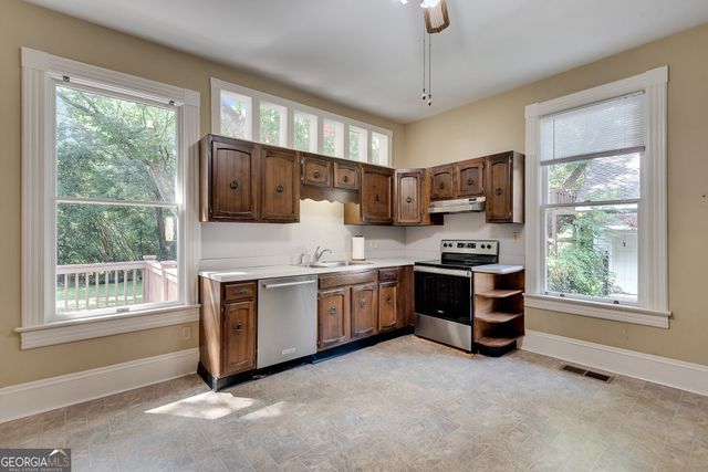 1001 Asbury Street, Oxford, GA 30054