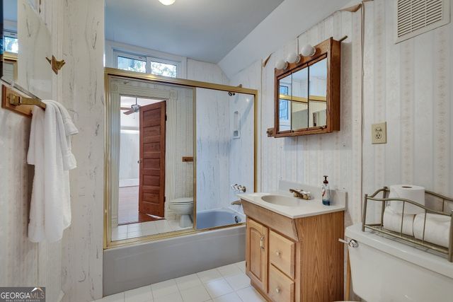 1001 Asbury Street, Oxford, GA 30054
