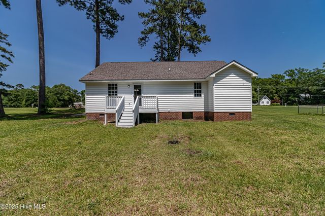 3741 Old River Road, Greenville, NC 27834