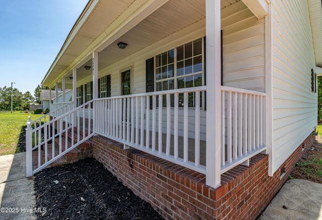 3741 Old River Road, Greenville, NC 27834