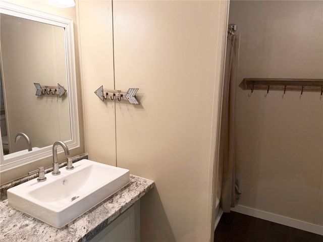 7125 St Hwy 21, Caldwell, TX 77836