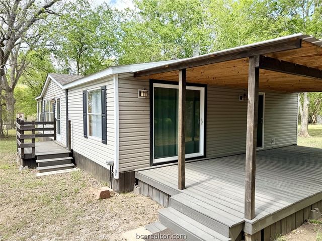 7125 St Hwy 21, Caldwell, TX 77836