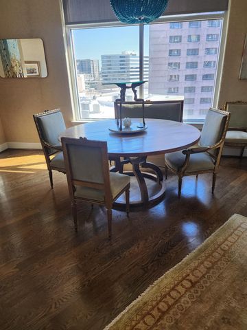 1901 Post Oak Boulevard 709, Houston, TX 77056