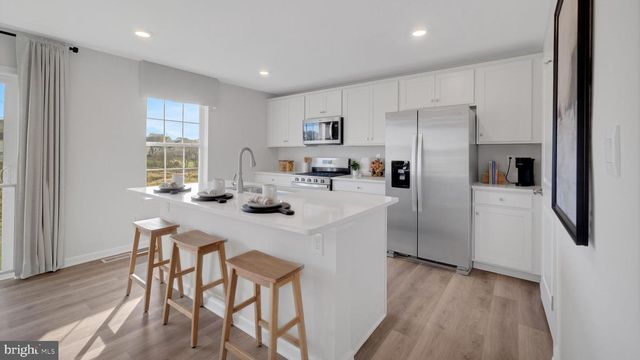 212 WINDING RD, Forks Township, PA 18040