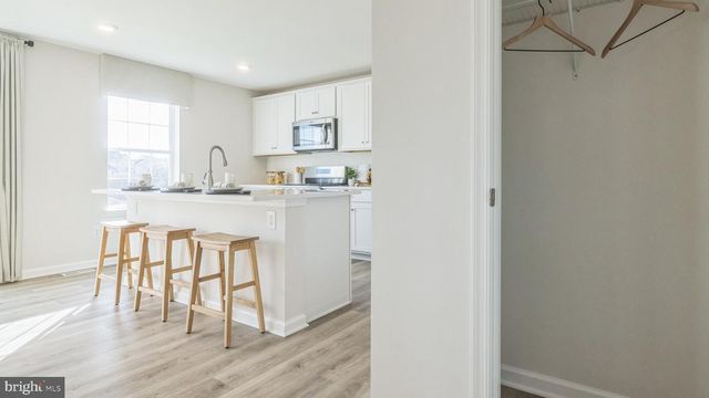 212 WINDING RD, Forks Township, PA 18040