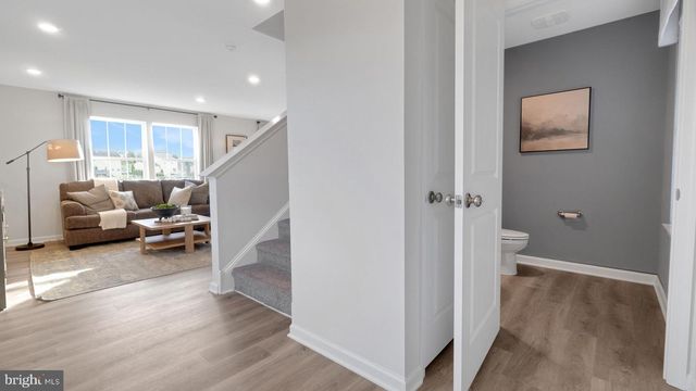 212 WINDING RD, Forks Township, PA 18040