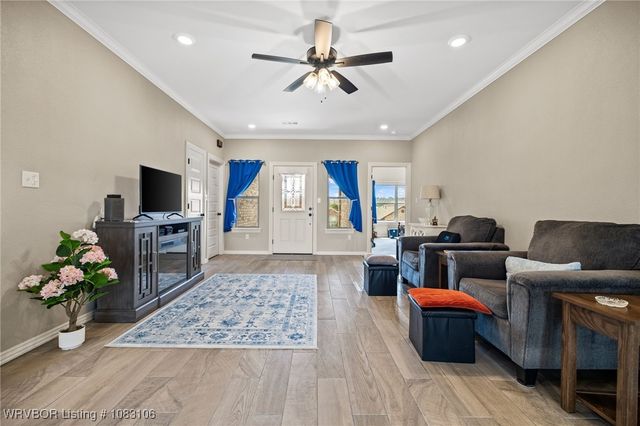 310 Copsey Drive, Van Buren, AR 72956