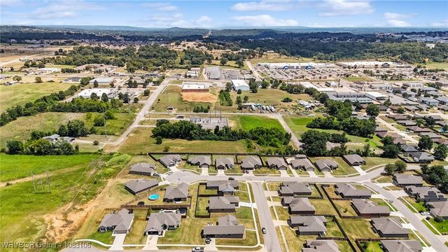 310 Copsey Drive, Van Buren, AR 72956