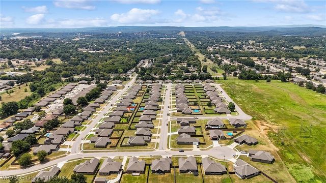 310 Copsey Drive, Van Buren, AR 72956