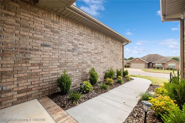 310 Copsey Drive, Van Buren, AR 72956