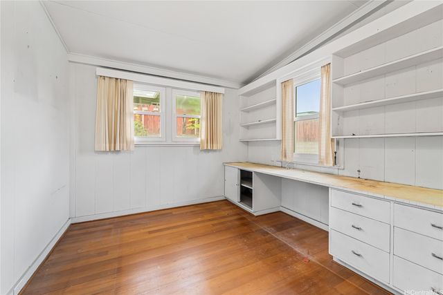 1926 Ualakaa Street, Honolulu, HI 96822