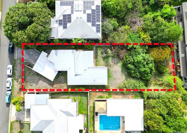 1926 Ualakaa Street, Honolulu, HI 96822