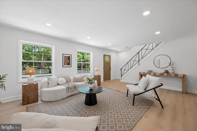 2807 BARBERRY LN, Bowie, MD 20715