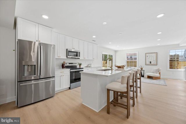 2807 BARBERRY LN, Bowie, MD 20715