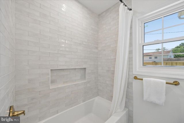 2807 BARBERRY LN, Bowie, MD 20715