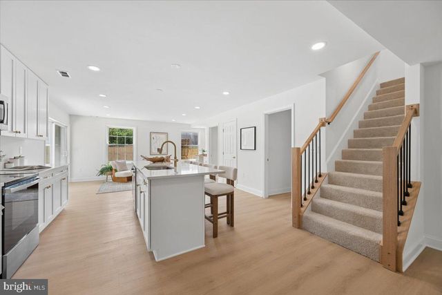 2807 BARBERRY LN, Bowie, MD 20715