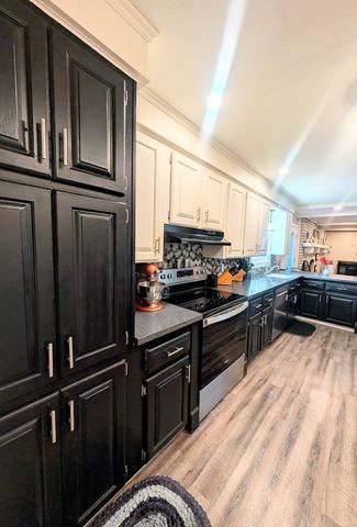 1106 S Chancery St, Mcminnville, TN 37110