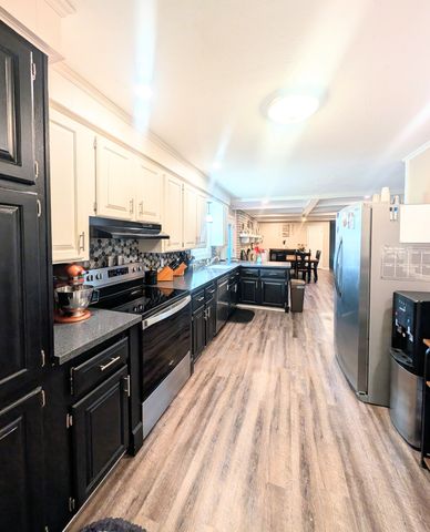 1106 S Chancery St, Mcminnville, TN 37110