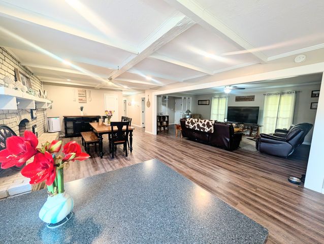 1106 S Chancery St, Mcminnville, TN 37110