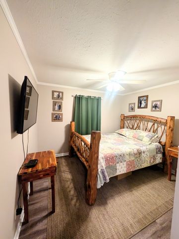 1106 S Chancery St, Mcminnville, TN 37110