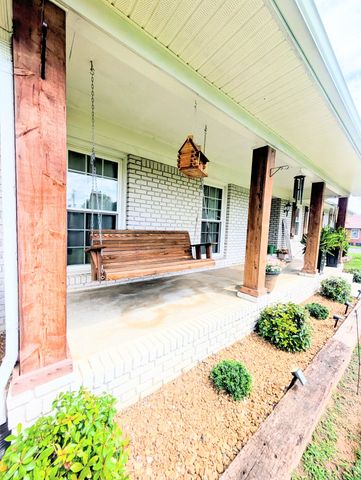 1106 S Chancery St, Mcminnville, TN 37110