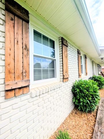 1106 S Chancery St, Mcminnville, TN 37110
