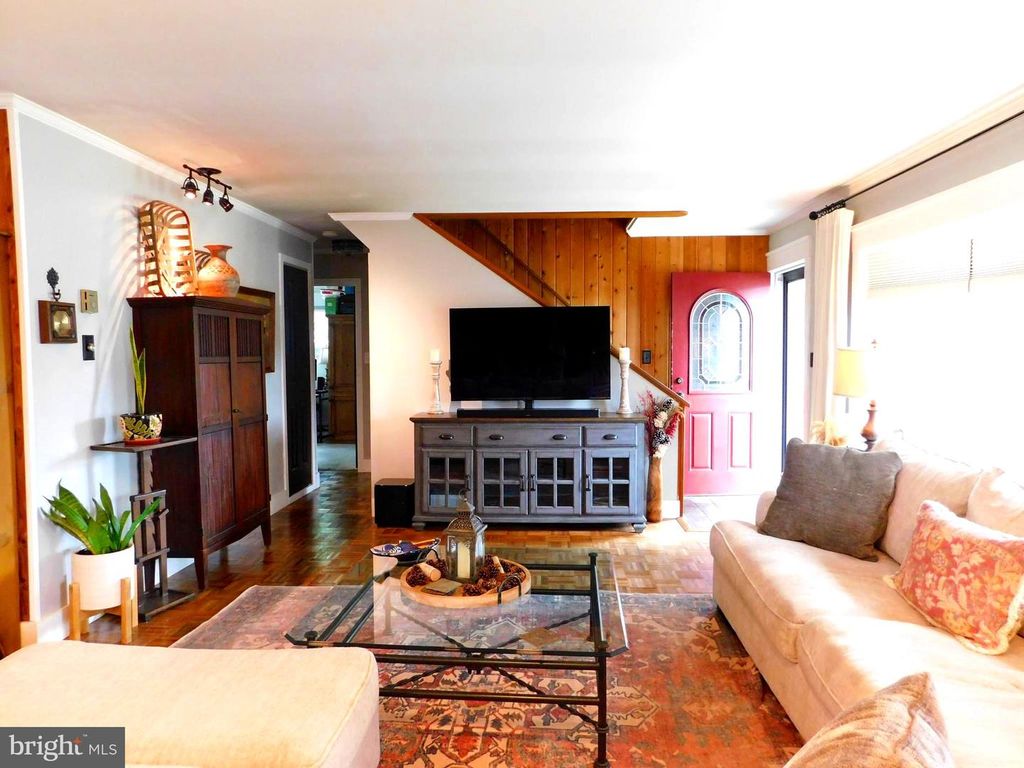 105 QUEEN LILY RD, LEVITTOWN, PA 19057 — photo 3