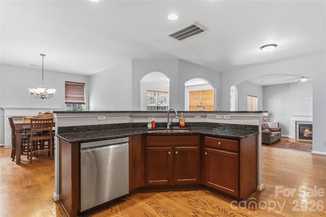 8522 Delamere Lane, Charlotte, NC 28269