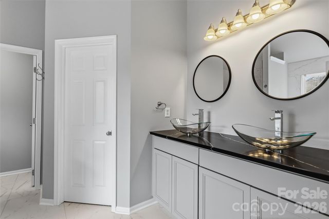 8522 Delamere Lane, Charlotte, NC 28269