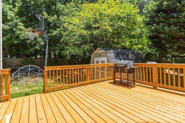 8522 Delamere Lane, Charlotte, NC 28269