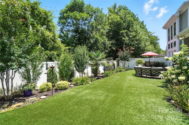 7903 Rea View Court, Charlotte, NC 28226