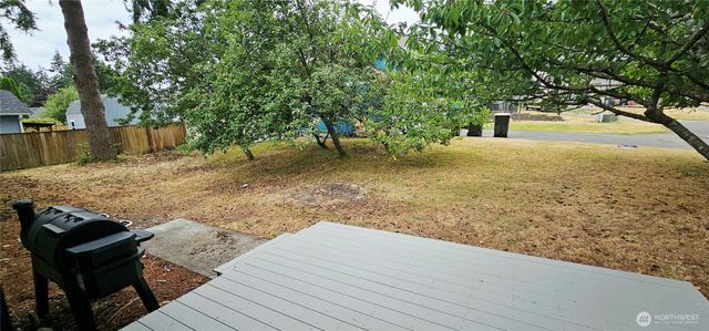 9050 Quinault Drive NE, Olympia, WA 98516