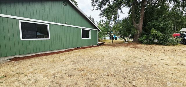 9050 Quinault Drive NE, Olympia, WA 98516