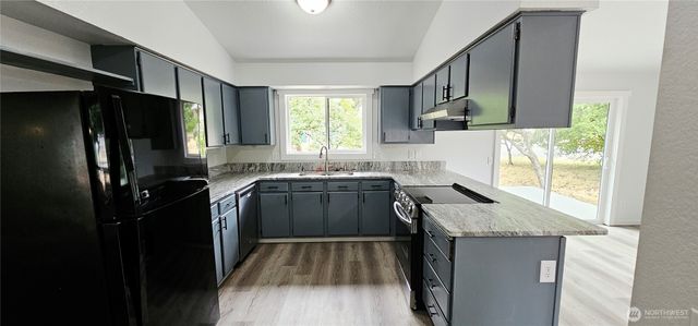9050 Quinault Drive NE, Olympia, WA 98516
