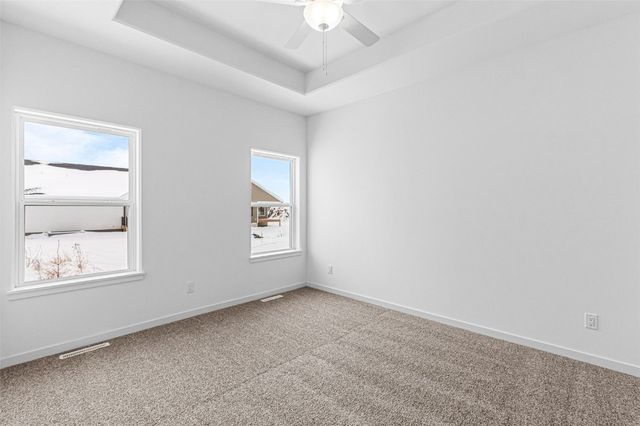 945 Eisenhower Boulevard, North Liberty, IA 52317