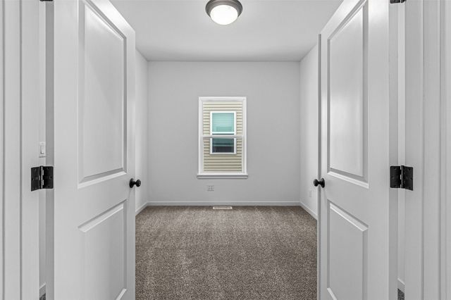 945 Eisenhower Boulevard, North Liberty, IA 52317