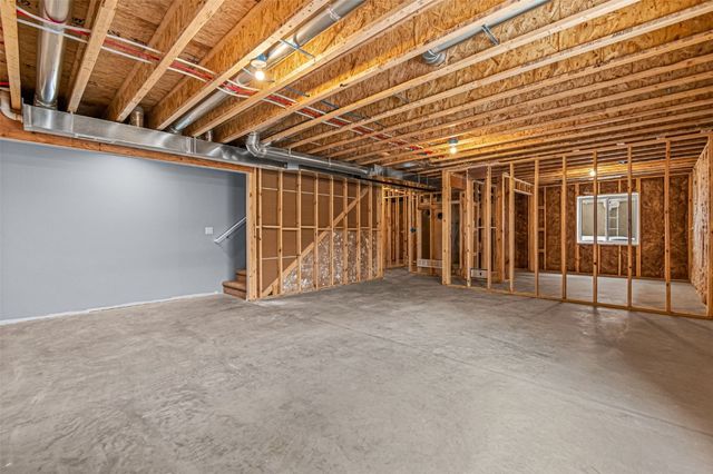 945 Eisenhower Boulevard, North Liberty, IA 52317