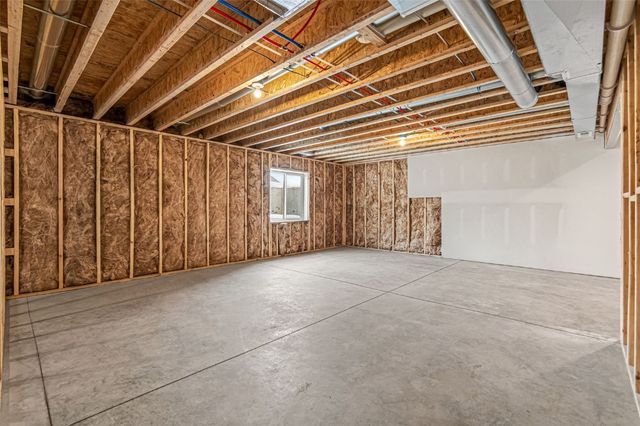 945 Eisenhower Boulevard, North Liberty, IA 52317