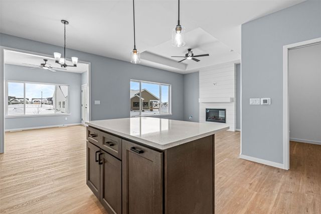 945 Eisenhower Boulevard, North Liberty, IA 52317