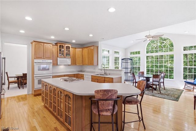 9359 Ashcroft Lane, Twinsburg, OH 44087