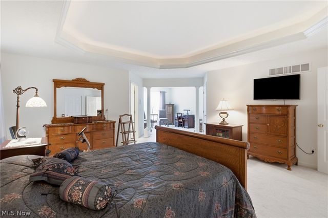 9359 Ashcroft Lane, Twinsburg, OH 44087
