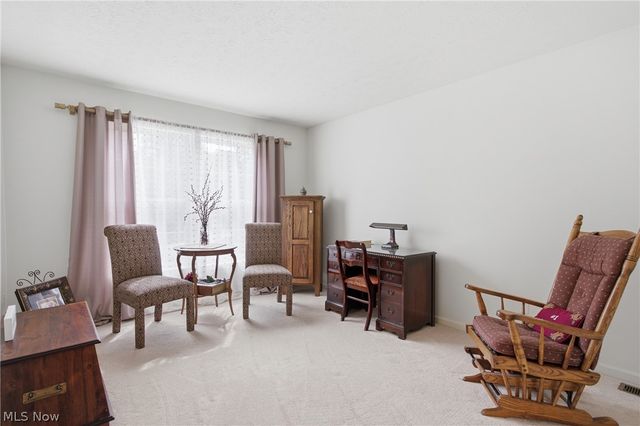 9359 Ashcroft Lane, Twinsburg, OH 44087