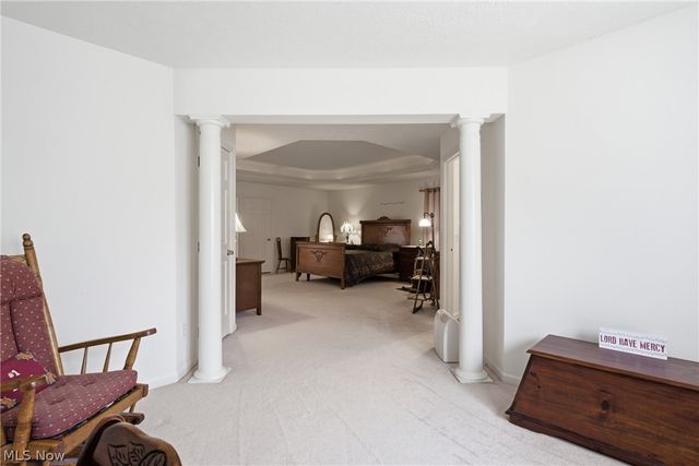 9359 Ashcroft Lane, Twinsburg, OH 44087