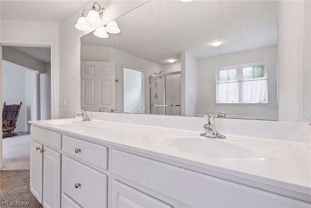 9359 Ashcroft Lane, Twinsburg, OH 44087