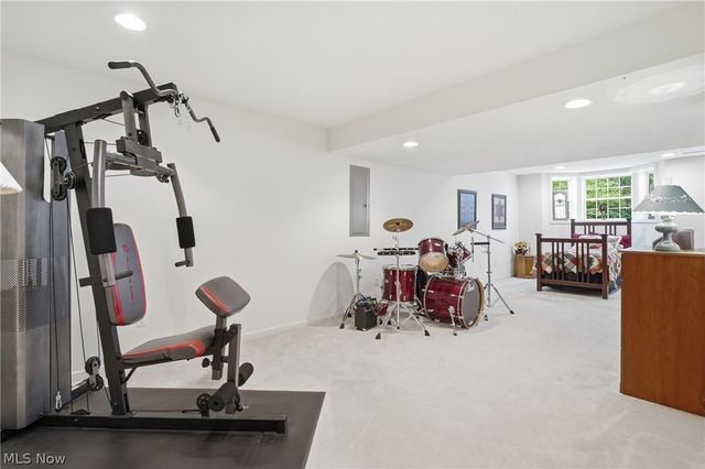 9359 Ashcroft Lane, Twinsburg, OH 44087